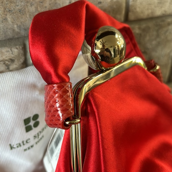 ‼️‼️SOLD.
RARE and H T F NWT Kaylee (retired) Spring Island in Red - Picture 3 of 6